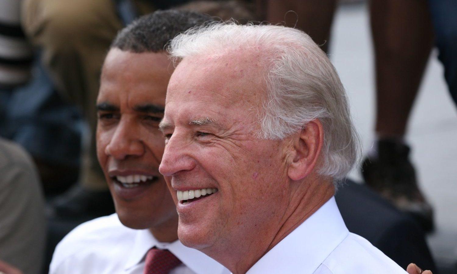 Joe Biden and Barack Obama in Springfield, Illinois, right after Biden was formerly introduced by Obama as his running mate. Daniel Schwen/CC BY-SA 4.0)