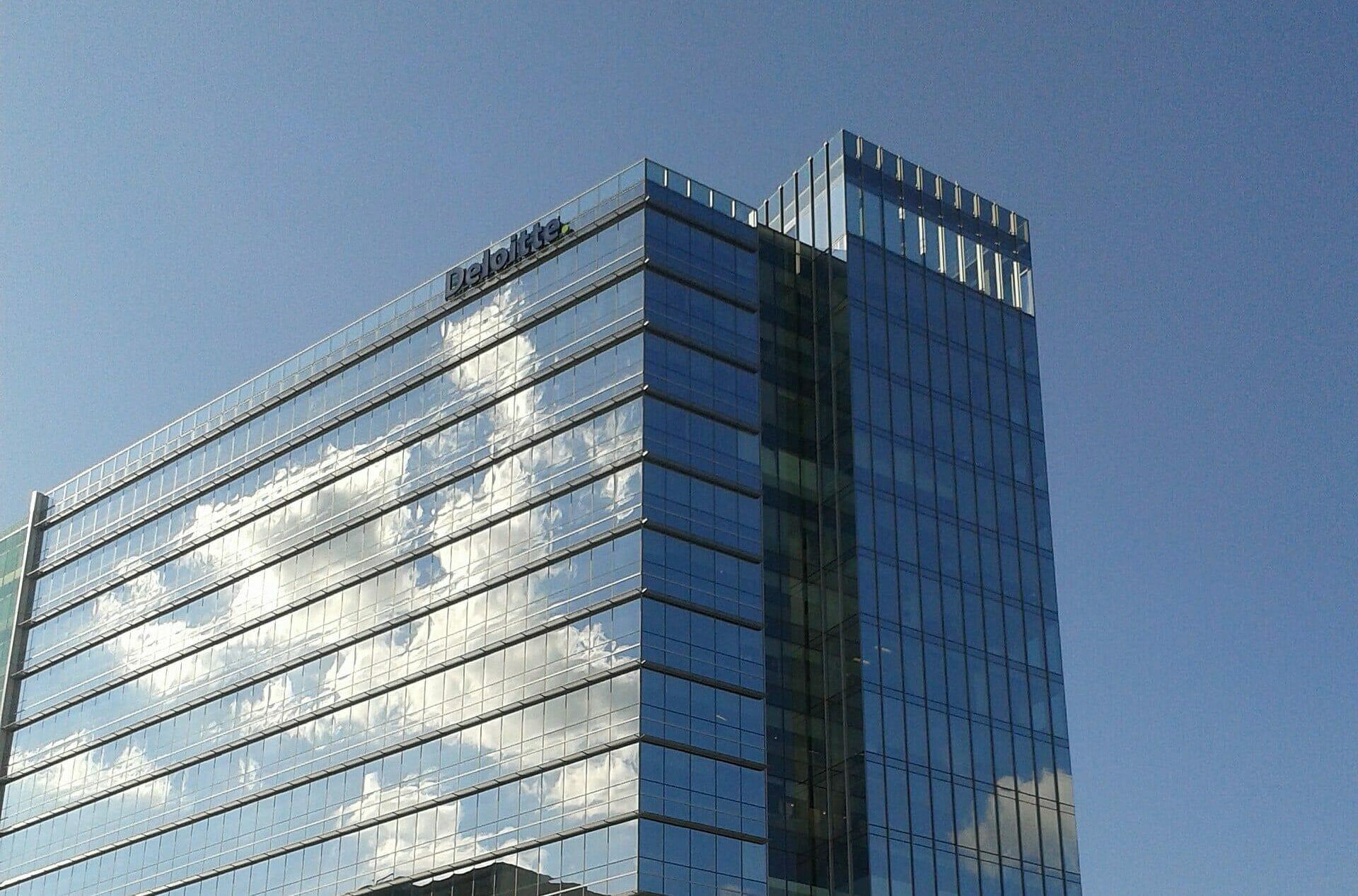 Deloitte office building in Tysons Corner, Va. (Credit: Ser Amantio di Nicolao and Wikimedia Commons)