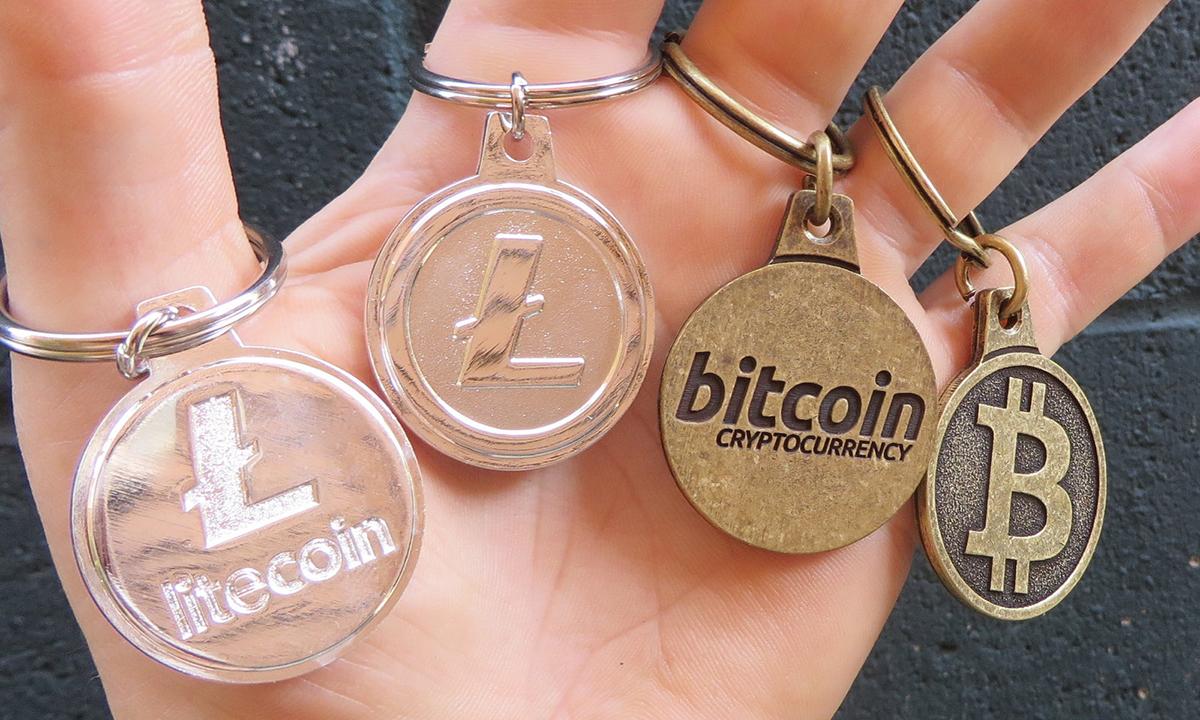 &#8220;Bitcoin &#038; Litecoin IMG_3307&#8221; by btckeychain is licensed under CC BY 2.0