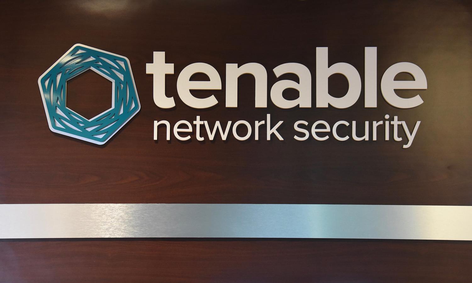 Maryland&#8217;s governor visits Tenable Network Security Inc in Columbia, Md. (&#8220;Tenable Network Security Inc&#8221; by MDGovpics is licensed under CC BY 2.0)