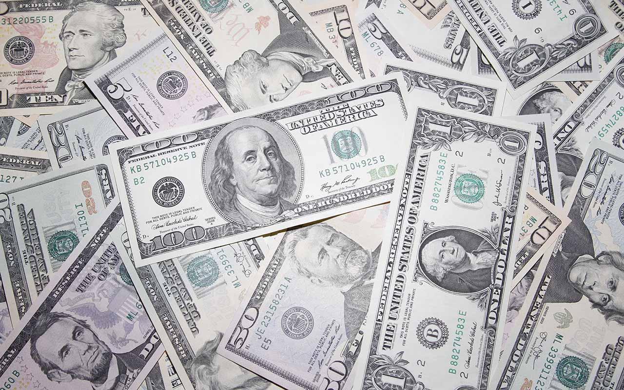 American cash banknotes money