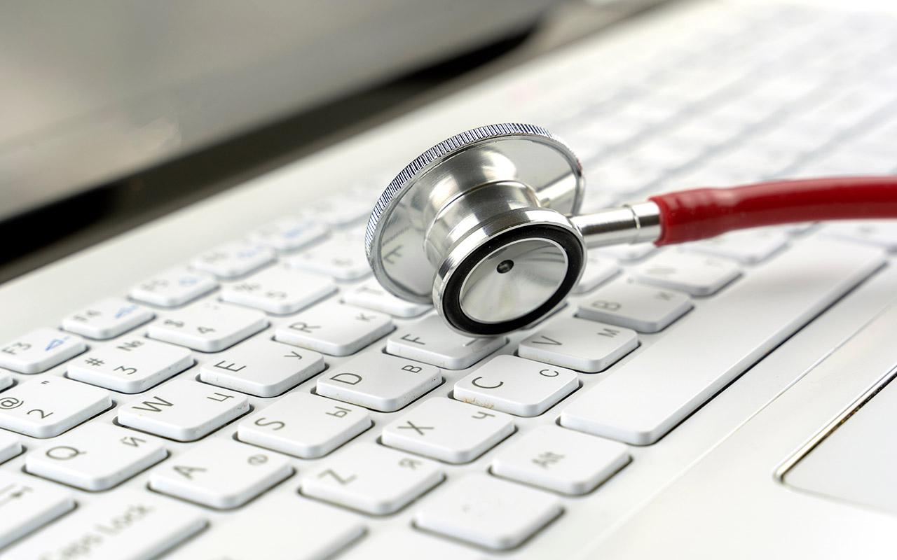 stethoscope on the keyboard, an Internet search
